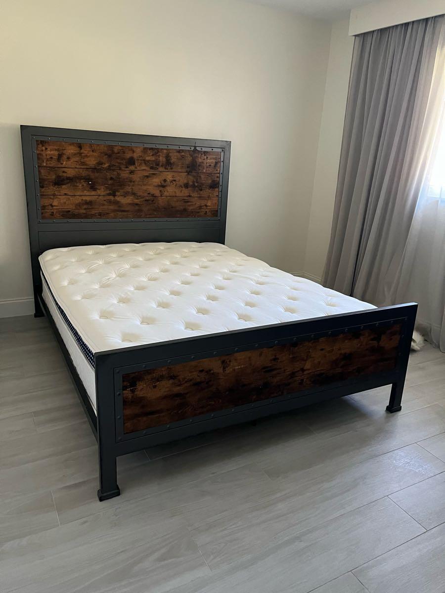 Queen size bed with Winkbed mattress. for 100 in Melbourne, FL For