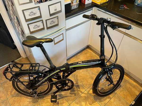 Carrera Crosscity Fold Electric Bike (LIKE NEW!)) For £450 In Shepperton,  Engl& | For Sale & Free — Nextdoor